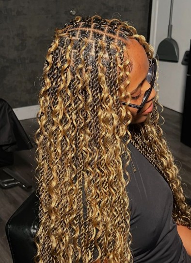 SMALL MEDIUM ISLAND TWIST
