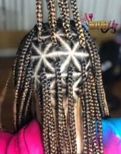 MEDIUM TRIANGLE BRAIDS